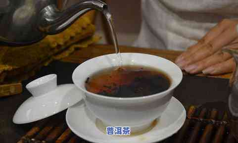 云南七子饼普洱熟茶357克2011年域邦，2011年域邦出品，357克装云南七子饼普洱熟茶，地道口感等你品尝！