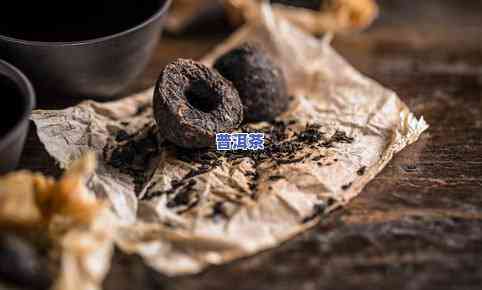 普洱茶饼有点发白：起因解析与解决方法