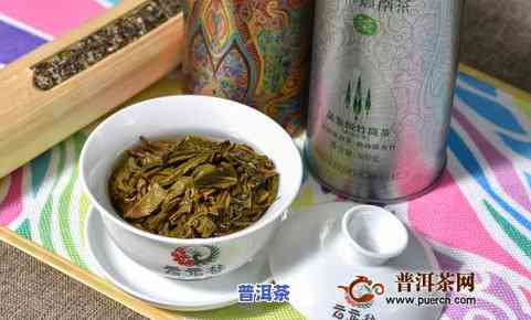 金色版纳普洱茶饼：金版纳380克生茶，盒装茶叶，价格实惠