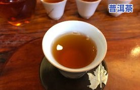 茶叶头茶是什么意思？详解茶叶头茶的概念、来源及是否适合饮用，解析茶叶头茶的组成部位与功效。