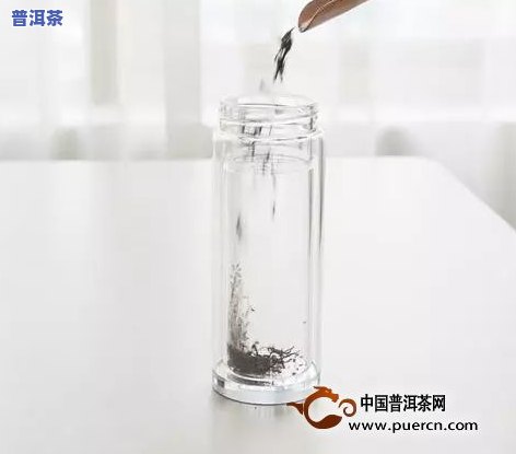 普洱茶为什么闻起来有点腥，揭开普洱茶腥味的神秘面纱：原因解析与品鉴技巧