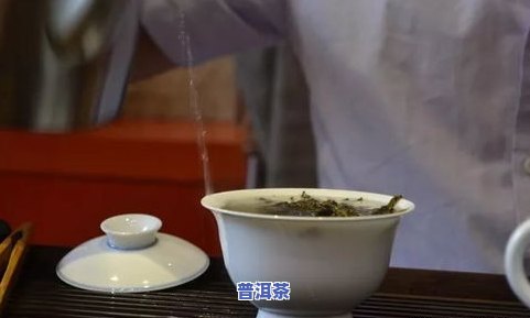 桃和普洱茶：能一起食用吗？探讨其功效与搭配方法