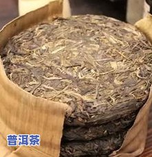 普洱茶饼发霉了怎样解决？还能饮用吗？与白霜有何区别？是不是安全？附视频和图片教程。