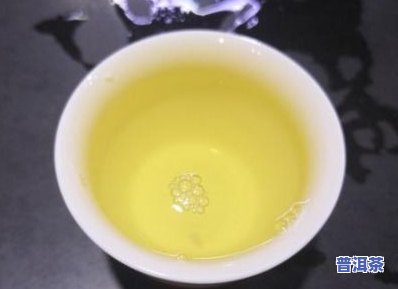 普洱茶有白点是发霉了吗？霉变与白霜的区别及能否饮用解析