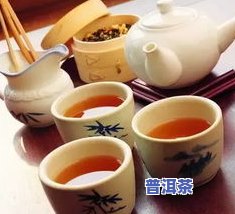 普洱茶里的香叶有吗，普洱茶中的香叶是否具有性？