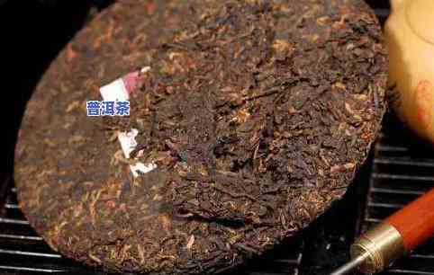 简述普洱茶的陈化方式，探索普洱茶陈化方式：从传统到现代的技术解析