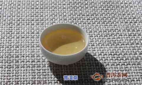 经期普洱茶泡脚可以吗-月经期间可以普洱茶吗