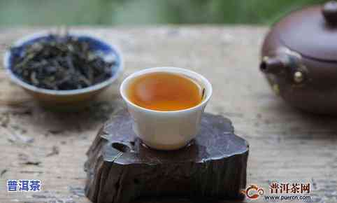 普洱茶干茶色泽特点，普洱茶干茶色泽特点：陈香、乌润、油亮