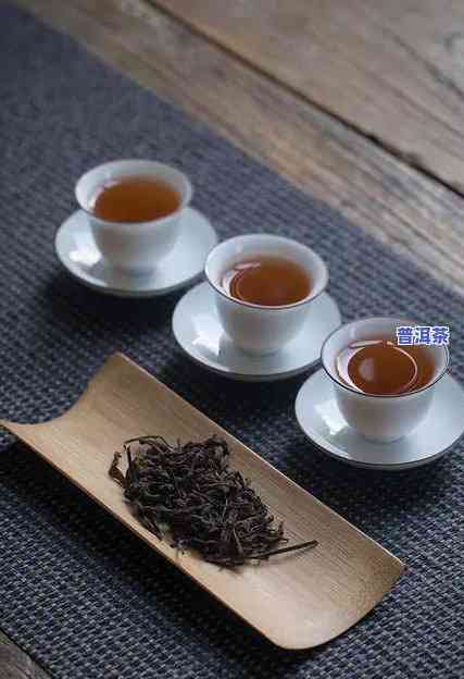 普洱茶白点点，揭秘普洱茶中的神秘白点：它们是什么，对茶叶有何影响？