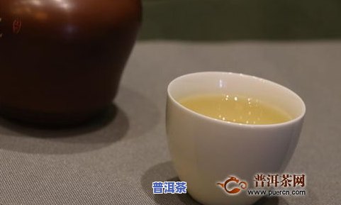 勐海南糯山七子饼茶特制精品，品味云南特色：勐海南糯山七子饼茶特制精品