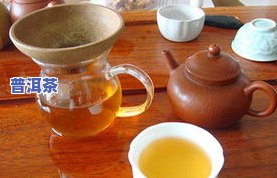 喝普洱茶都是什么人，探究普洱茶的消费人群：他们是谁？