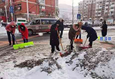 瑞雪普降是什么意思，瑞雪普降：寒冬的美妙景象与寓意解析