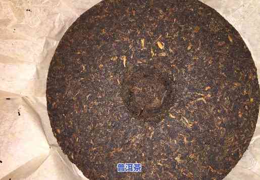 怎样辨别普洱茶染色的真假：视频与图片教程