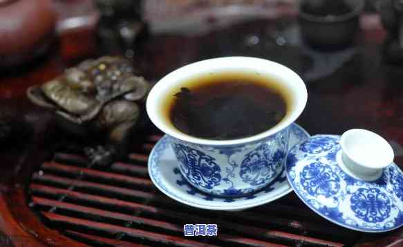 为什么你要喝普洱茶呢，探究普洱茶的魅力：为何人们喜欢饮用它？