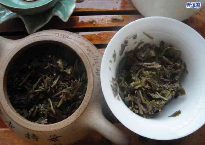 好普洱茶饼特点是什么，揭秘好普洱茶饼的特点，让你成为品茶高手！