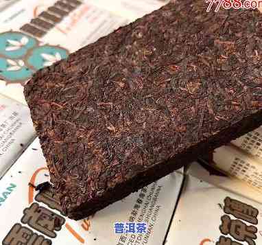 2006年老班章茶砖：与1976年茶砖的价格对比