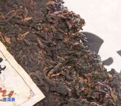 普洱熟茶隔夜茶能喝吗，普洱熟茶隔夜茶：还能放心饮用吗？