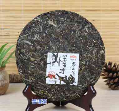 老同志2017深山老树茶生茶，品鉴2017年深山老树生茶：老同志的醇厚口感与特别韵味