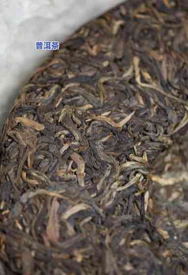 老班章秋茶口感，品味老班章秋茶：特别的口感体验