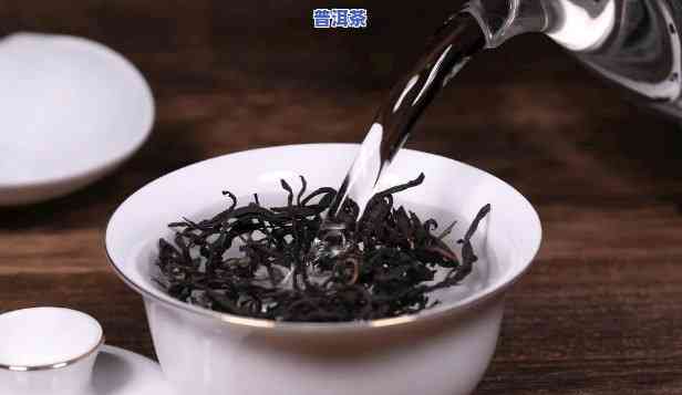 怎样饮生普洱茶好喝点呢，「怎样让生普洱茶更好喝？小技巧大揭秘！」