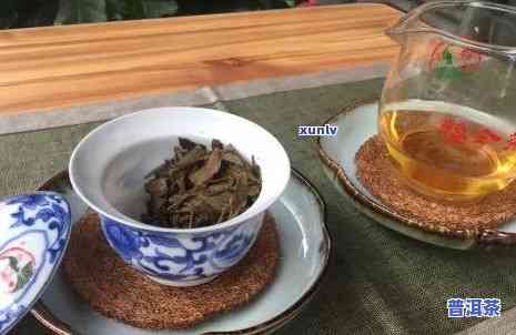 金芽饼普洱茶价格多少钱一斤，揭秘金芽饼普洱茶价格：一斤要多少钱？