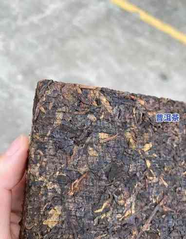 古树砖茶是老班章吗还是新茶，古树砖茶：老班章还是新茶？