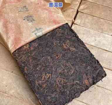 98年老班章：普洱茶与熟普茶砖的价格对比