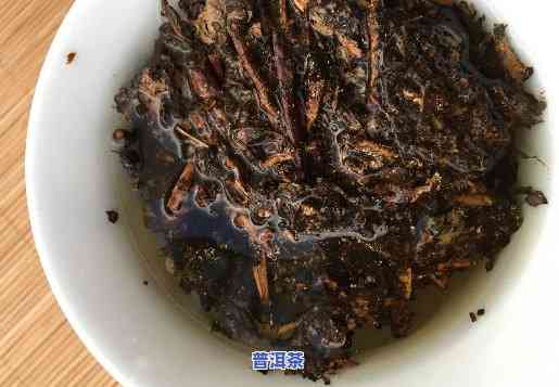 普洱茶熟茶怎么撬茶底的-普洱茶熟茶怎么撬茶底的