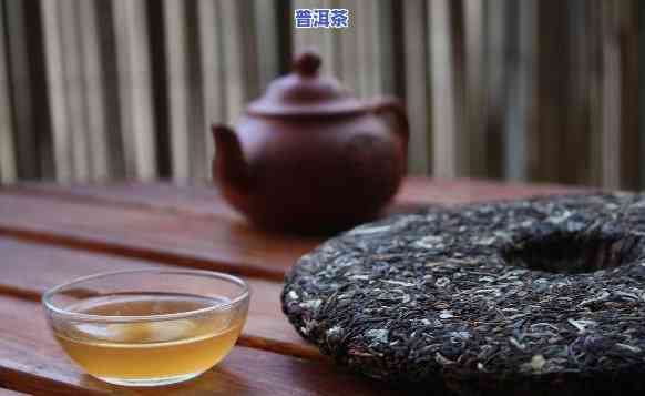 普洱茶饼能不能泡水里喝-普洱茶饼能不能泡水里喝呢