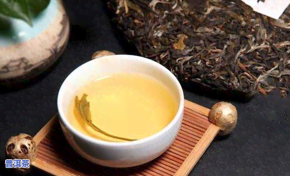 普洱茶能掺蜂蜜一起喝吗，普洱茶与蜂蜜：能否混合饮用？