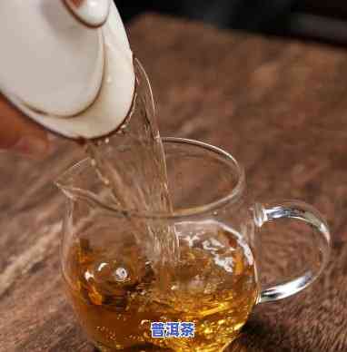 普洱茶用沸水泡吗，普洱茶是不是应用沸水冲泡？