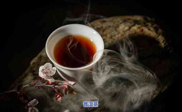 普洱茶和红茶哪个容易上火，普洱茶与红茶，哪个更容易引起上火？