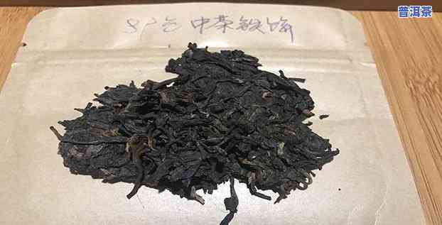 假普洱茶是什么制作的，揭秘假普洱茶：究竟是怎样制作出来的？