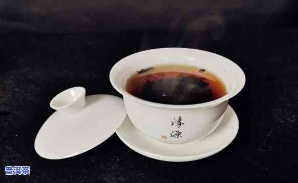 喝普洱茶用什么茶杯好喝呢，探讨：喝普洱茶，哪种茶杯更美味？