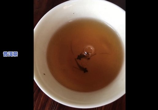 夏季减肥喝熟普洱茶好吗女生，女性夏季减肥：熟普洱茶的饮用效果怎样？