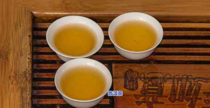 白茶加普洱熟茶加陈皮有什么功效，三重功效：白茶、普洱熟茶和陈皮的完美搭配