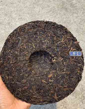 老班章大树茶价格，深度解析：揭秘老班章大树茶价格的背后故事