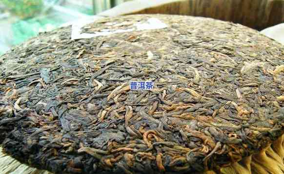 普洱茶饼：怎样漂亮地取出里面的包装纸？