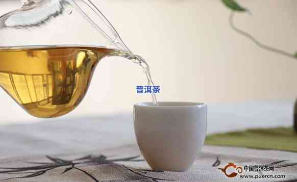 喝完普洱茶后很饿怎么回事儿，解惑：喝完普洱茶后为何会感到饥饿？