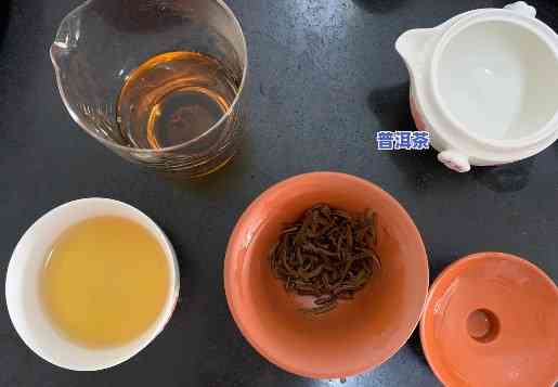 滇红配菊花，品鉴云南特色：滇红茶与菊花的完美搭配