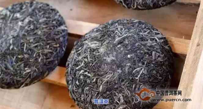 压制的普洱茶饼怎么泡，「压制的普洱茶饼怎么泡」：全面解析普洱茶饼的正确冲泡方法