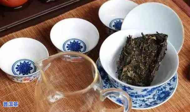 普洱茶和茯砖茶哪个更好喝一点，口感对决：普洱茶与茯砖茶，谁更胜一筹？