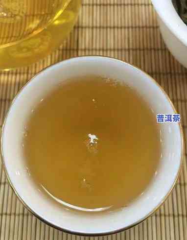 普洱茶为什么会有泡沫，揭秘：普洱茶为何会产生泡沫？