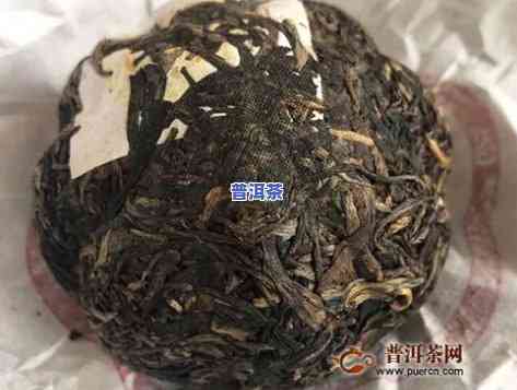 普洱茶饼全是碎沫沫，碎沫沫的普洱茶饼：口感和品鉴技巧解析