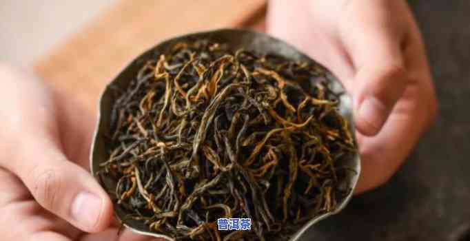 云南滇红茶怎样冲泡更好，云南滇红茶：冲泡技巧与口感提升