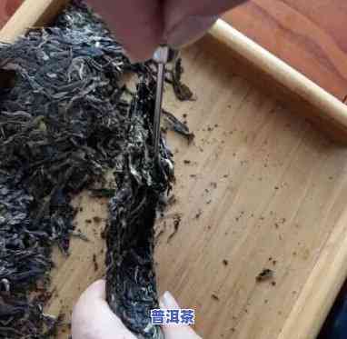 大益普洱茶饼怎么弄碎图解，「图解」怎样将大益普洱茶饼弄碎？