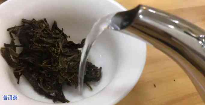 岩茶为什么比普洱茶贵那么多呢，岩茶价格高于普洱茶的起因解析：一场上的讨论