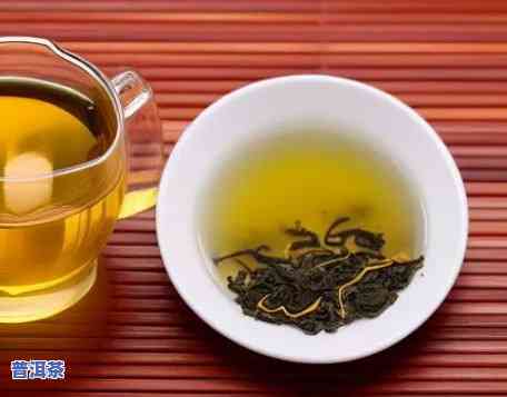 减肥喝乌龙茶还是绿茶好，乌龙茶与绿茶：哪种更适合减肥？